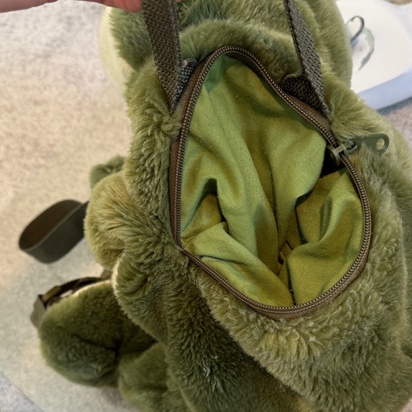 Plush Frog Rave Pack - Picture 4 of 5